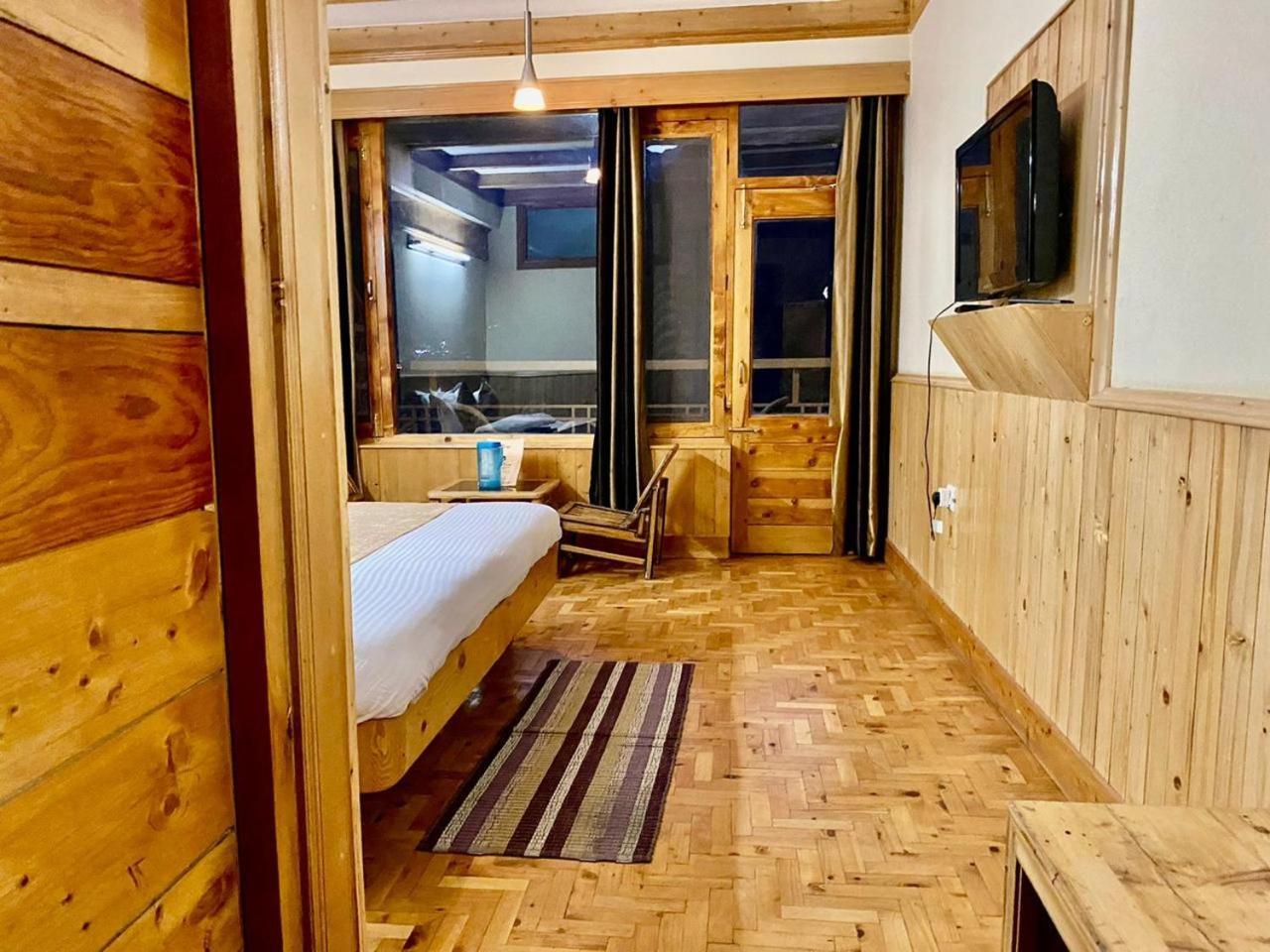 The Vashisht, Manali - A Four Star Luxury Hotel Exterior photo